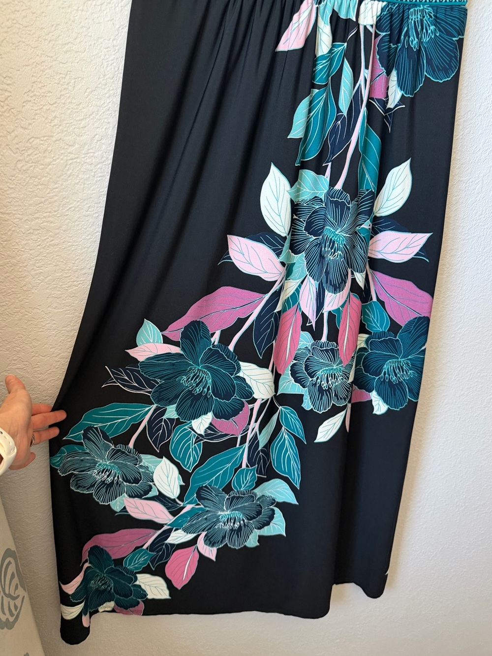 Maggy London Floral Jersey Maxi Dress, NWOT, 10 Petite - Picture 8 of 16